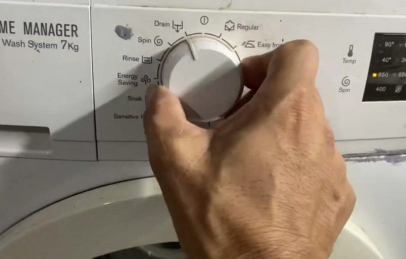 lỗi ea máy giặt electrolux ảnh 1
