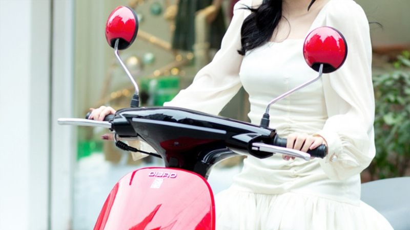 Gương chiếu hậu cần lắp đặt phù hợp và chắc chắn