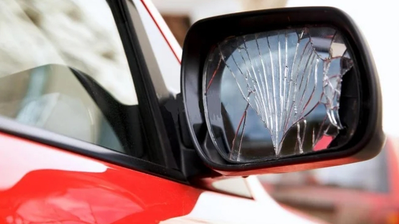 Nhiều người trì hoãn hoặc cố tình không sửa chữa, thay thế gương