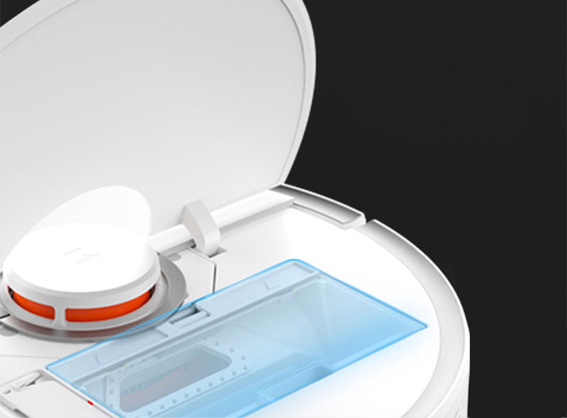 nhấc hộc chứa bụi ra ngoài