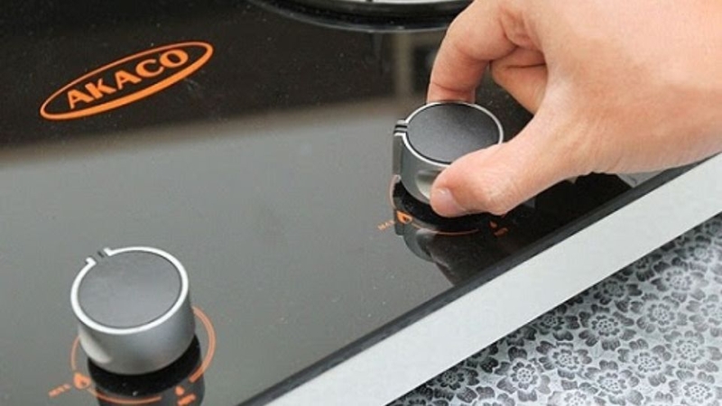 Nút vặn bị kẹt cứng