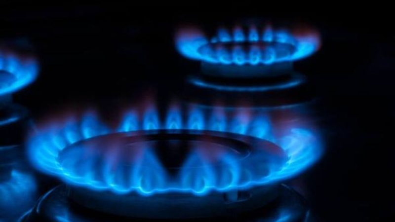Mùi gas thoát ra khi bật/tắt bếp