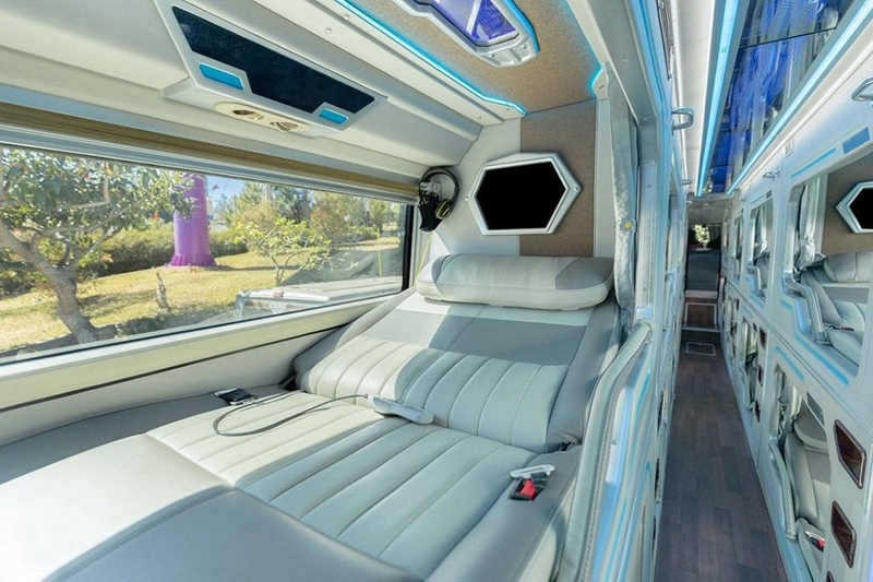 Long Vân limousine 1