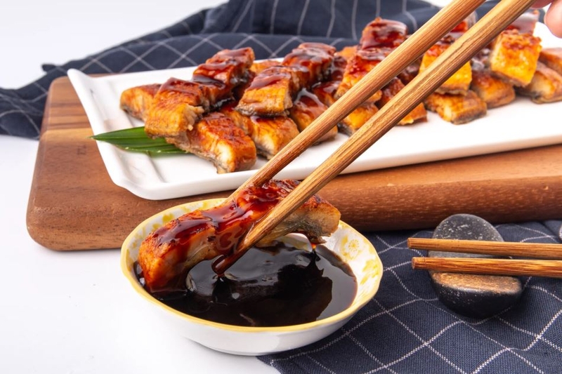 lươn chiên sốt teriyaki 1