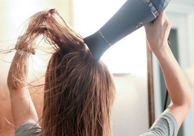 lưu ý khi sấy tóc ảnh 1