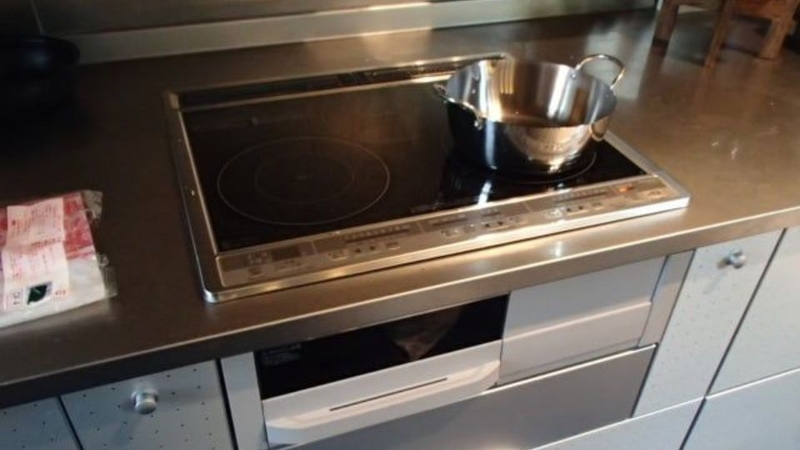 Mã lỗi E8 bếp từ Mitsubishi 2