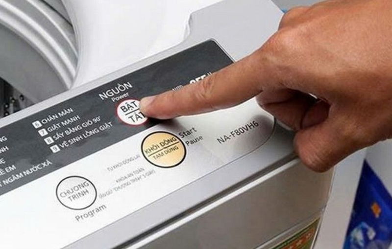 mã lỗi máy giặt Electrolux cửa ngang Inverter 8