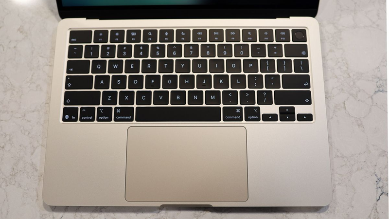 MacBook Air 8