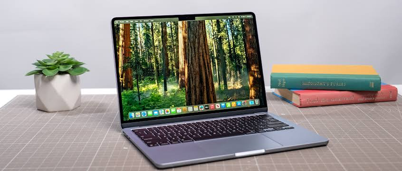 MacBook Air M4 pin dùng được bao lâu  1