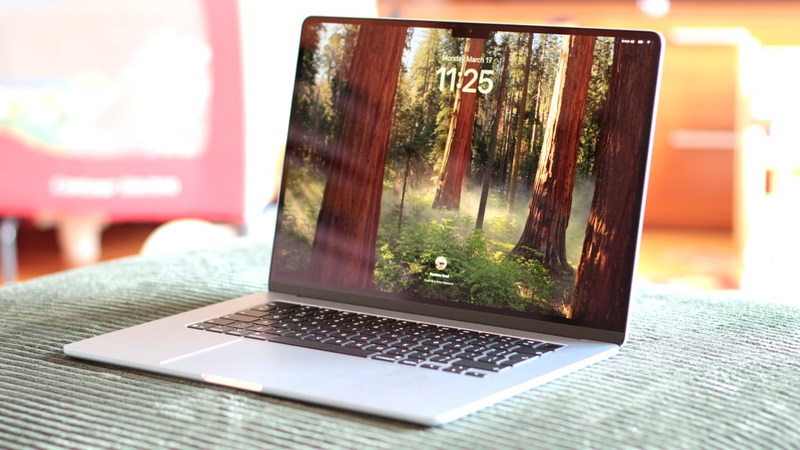 MacBook Air M4 pin dùng được bao lâu 6