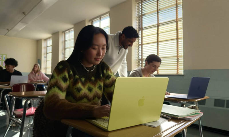 MacBook Neo 6
