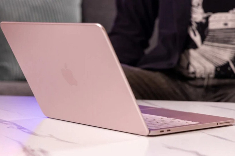 MacBook Neo màu hồng phù hợp với ai 3