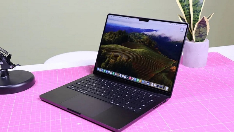 Thiết kế và ngoại hình của MacBook Pro