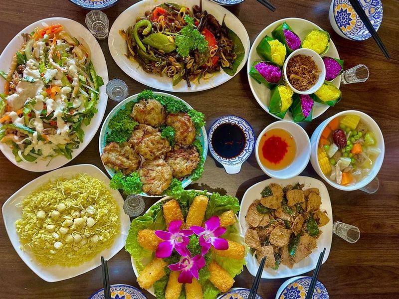 m&acirc;m cỗ chay đẹp 2