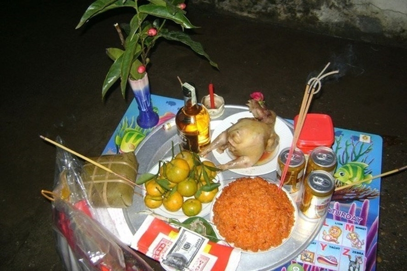 mam cung giao thua ngoai troi