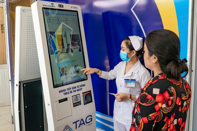 Màn hình cảm ứng hồng ngoại