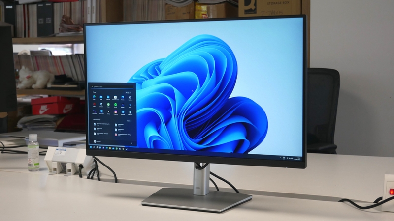 Màn hình Dell 27 inch 2K 7