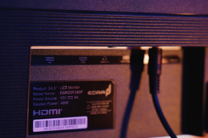 man-hinh-edra-egm25f180pvva-6.jpg