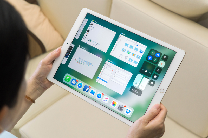 Màn hình iPad bị giật (1)
