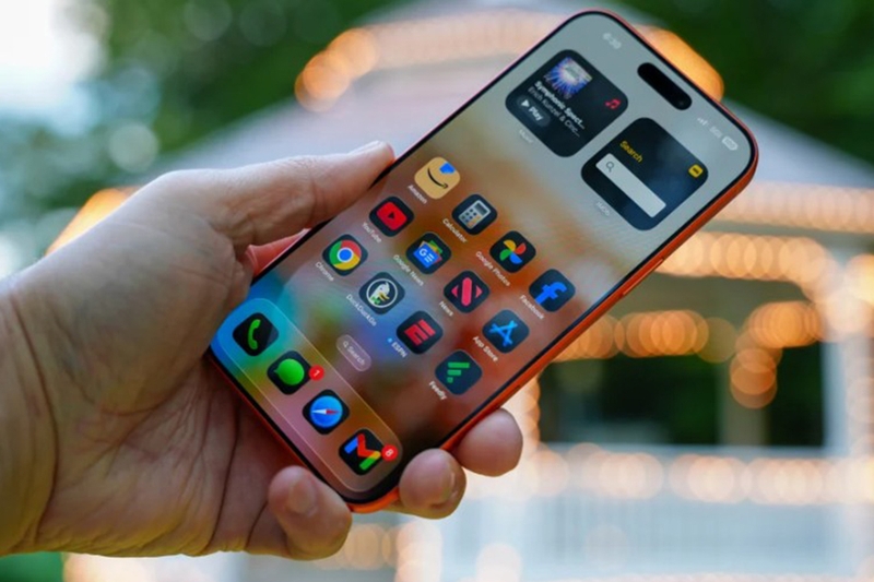 Màn hình không viền trên smartphone năm 2026 2