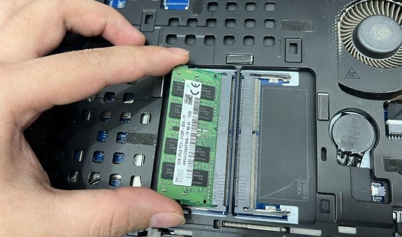 màn hình laptop bị đen nhưng máy vẫn chạy - Hình 6