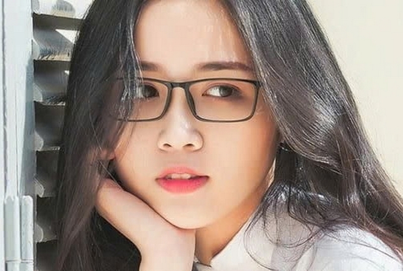 Mặt tròn nên đeo kính gì ảnh 4