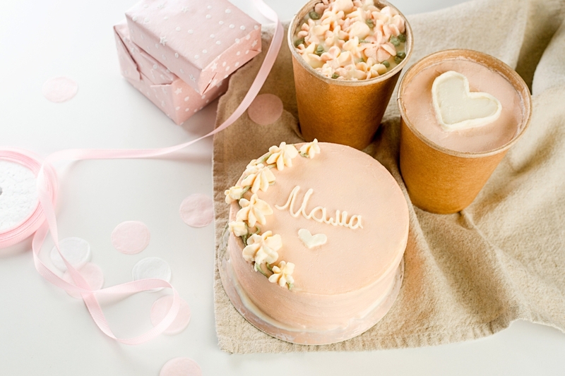 mẫu bánh sinh nhật đẹp cho nữ 18