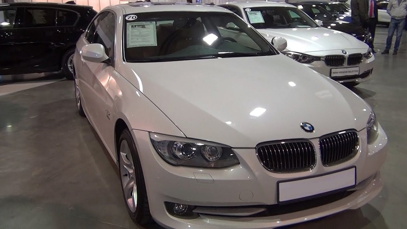 Decal Satin ánh nhũ nhẹ