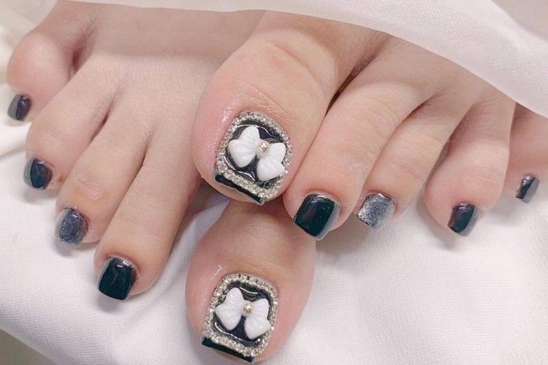 mẫu nail chân hot trend đẹp nhất 2026 23