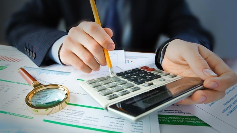 Bước 4: Dự tính ngân sách và xây dựng ngân sách chi tiết