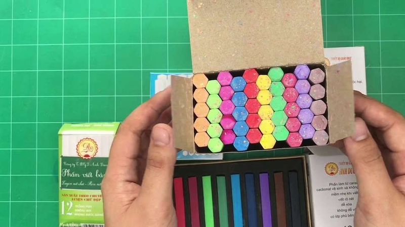 Lựa chọn vật liệu trang trí bảng bằng phấn