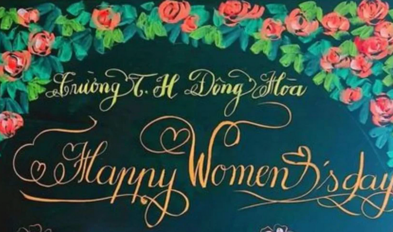 Trang trí bảng tặng cô giáo nhân Ngày Phụ nữ Việt Nam