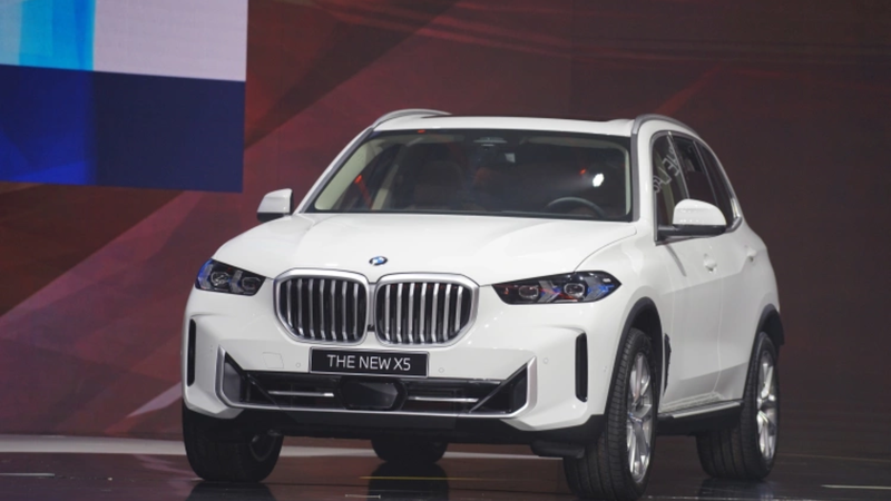 mẫu xe ô tô đẹp nhất hiện nay hình 5.png