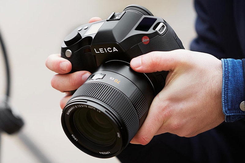 Máy ảnh chuyên nghiệp - 02