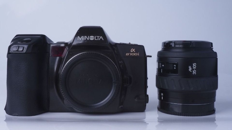 Minolta Alpha 8700i