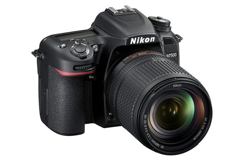 máy ảnh Nikon có wifi hình 4