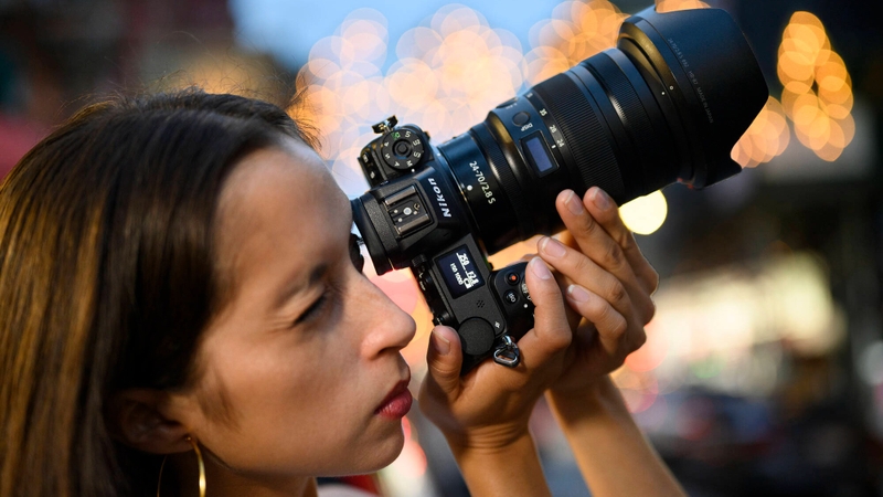 máy ảnh Nikon có wifi hình 8
