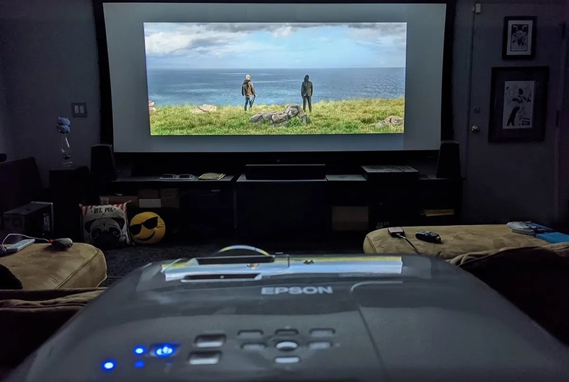 máy chiếu bị mờ 6