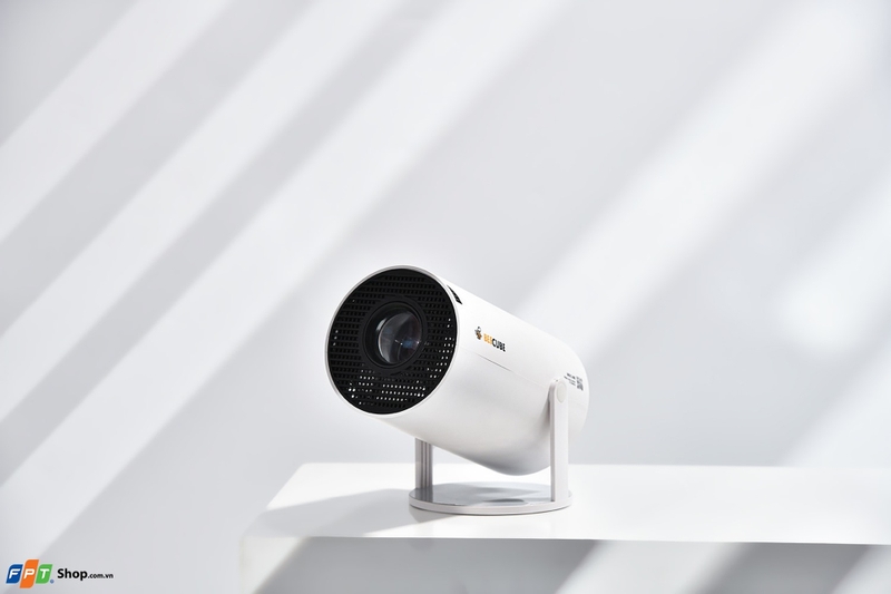 máy chiếu mini cầm tay 2