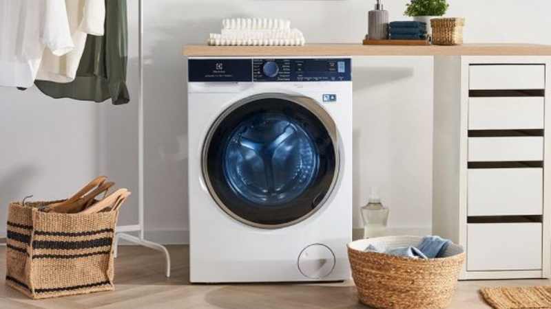 Máy giặt Electrolux báo lỗi ERR là tình trạng gì?