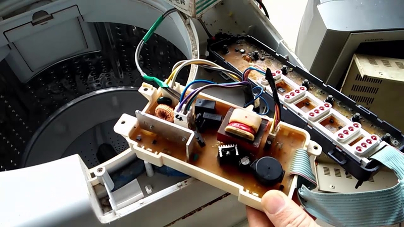 Máy giặt bị hỏng bo mạch chính 7