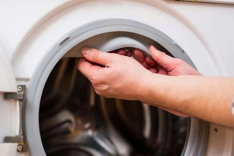 Máy giặt bị rò nước ở đáy ảnh 2