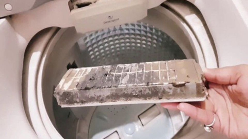 Lưới giặt có nhiều cặn bẩn