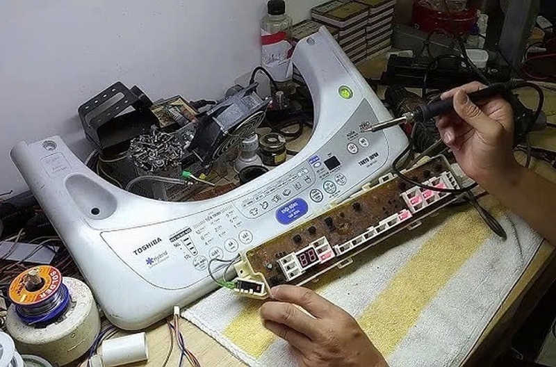 máy giặt Samsung lỗi do board mạch ảnh 1