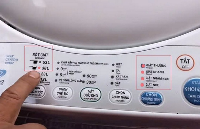 Máy giặt Toshiba báo lỗi chớp đèn ảnh 1