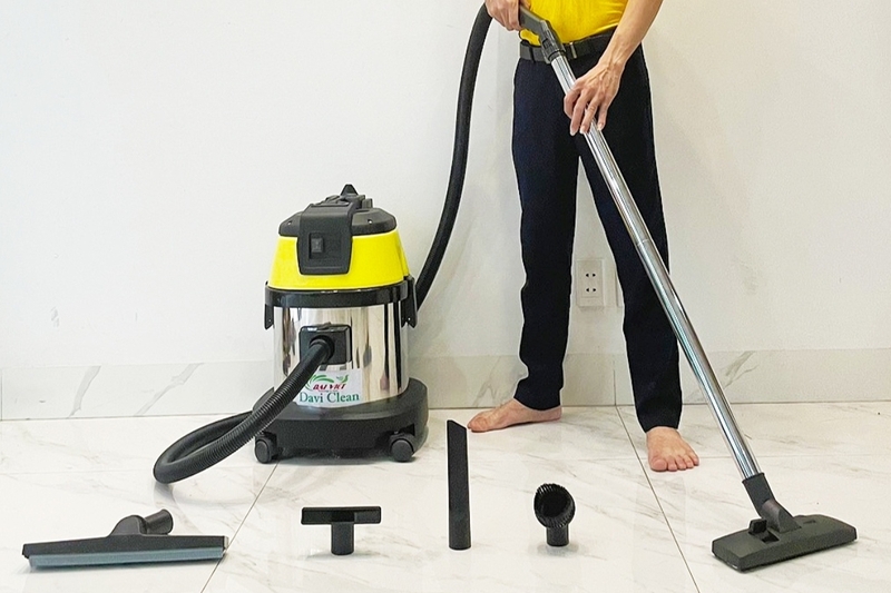 m&aacute;y h&uacute;t bụi 2200W h&igrave;nh 5