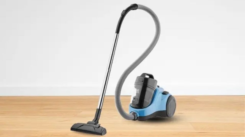 M&aacute;y h&uacute;t bụi Electrolux EC41-2DB (Khoảng 2.990.000 VNĐ)