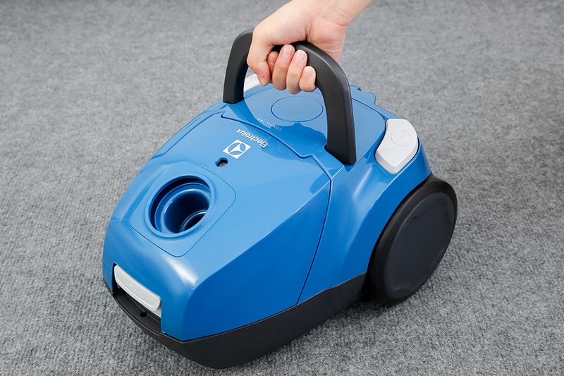 may hut bui dang hop electrolux z1220