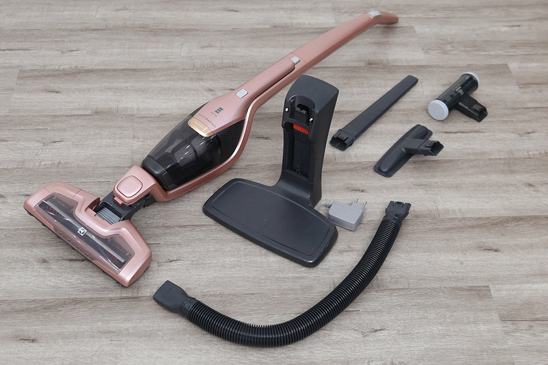 may hut bui khong day electrolux zb3314ak