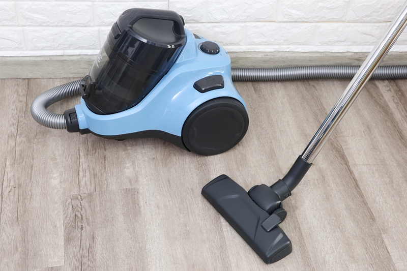 máy hút bụi electrolux 1800w hình 1
